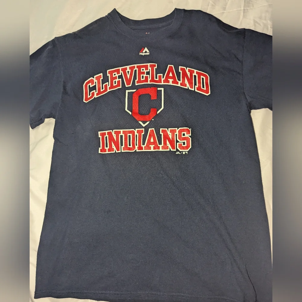 Majestic‎ Men's Medium Cleveland Indians Graphic Print T-shirt